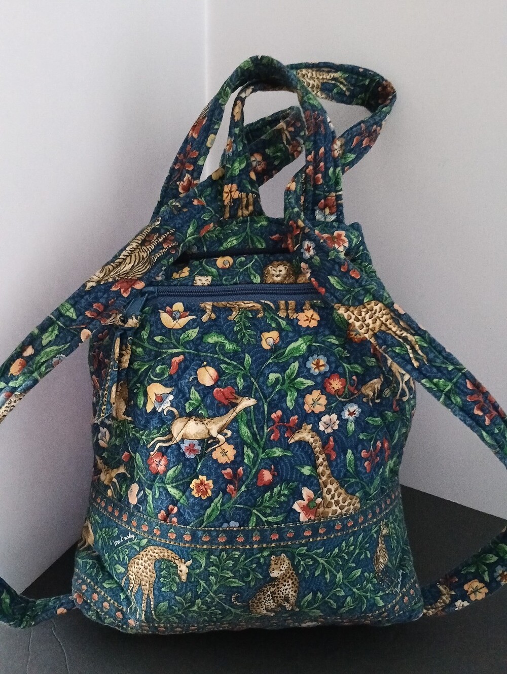 Vintage Vera Bradley quilted bag retired blue Animal Kingdom safar Backpack - Picture 8 of 9